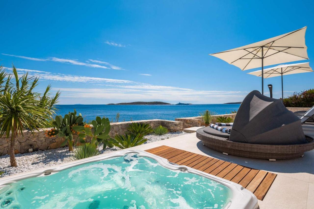 Villa Carisma Island Vis Exteriör bild